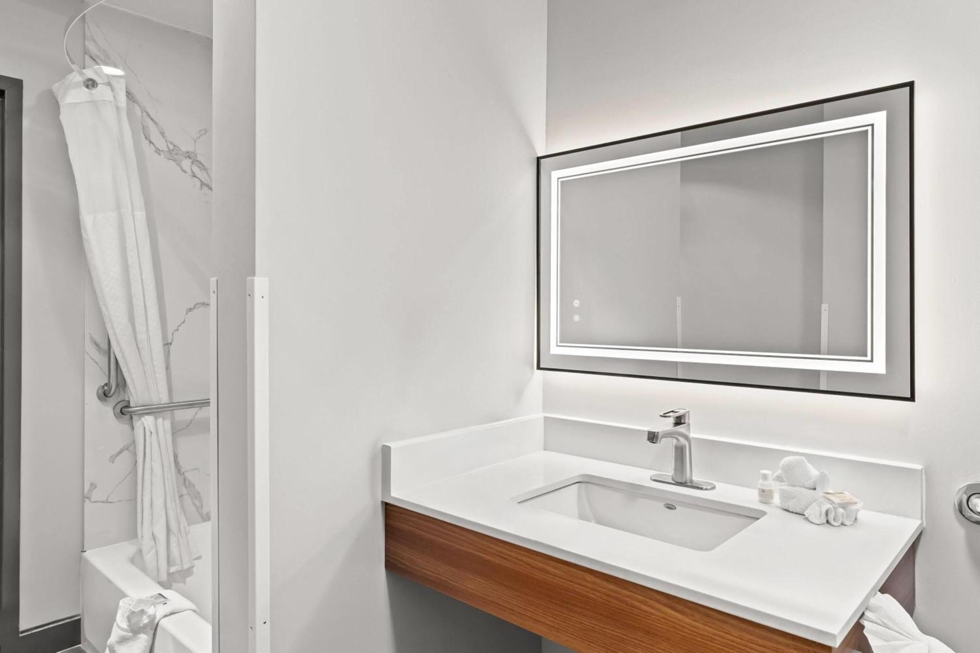 Microtel Inn & Suites By Wyndham Norcross Eksteriør billede